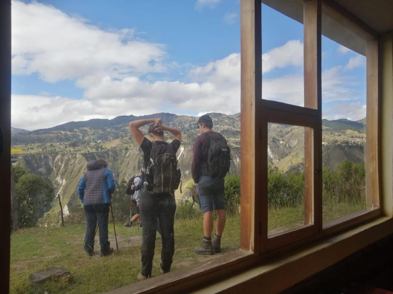 Hostal El Vaquero Chugchilán Eksteriør bilde