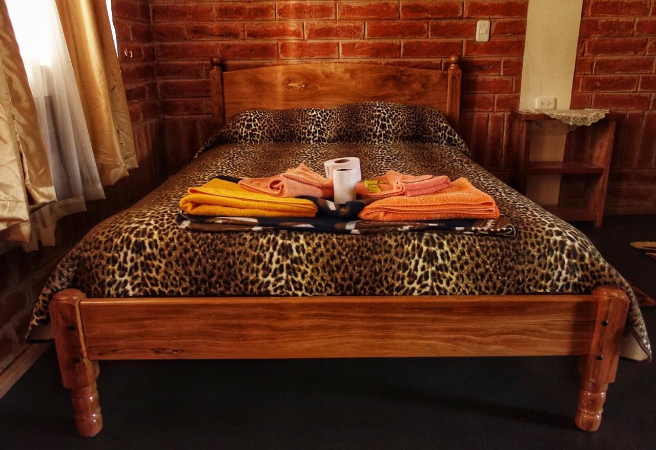 Hostal El Vaquero Chugchilán Eksteriør bilde